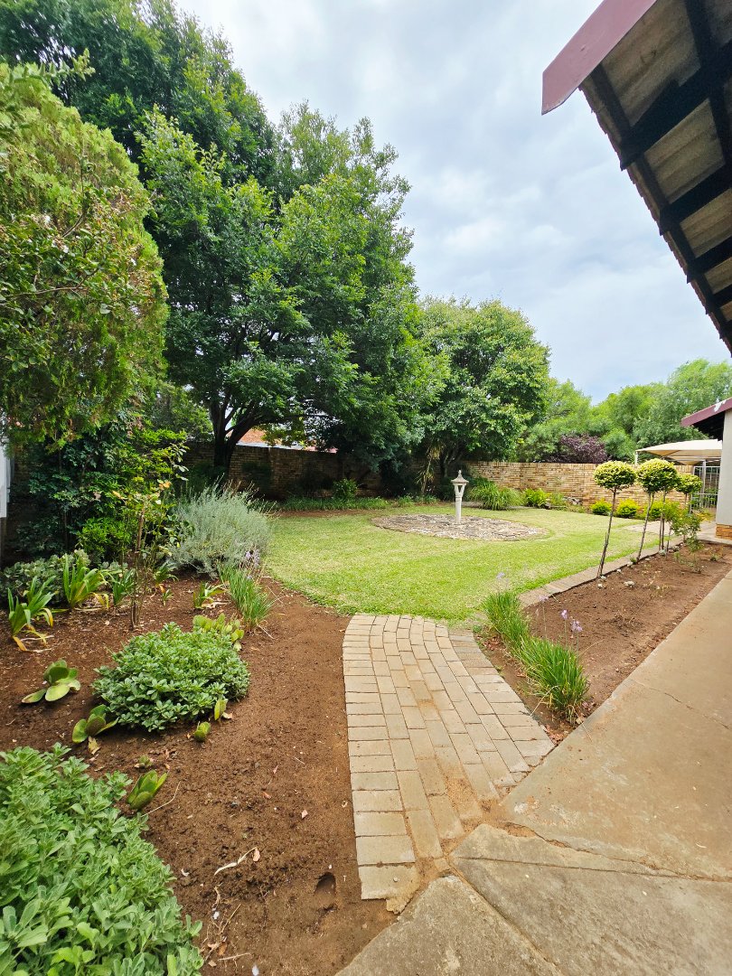 3 Bedroom Property for Sale in La Hoff North West